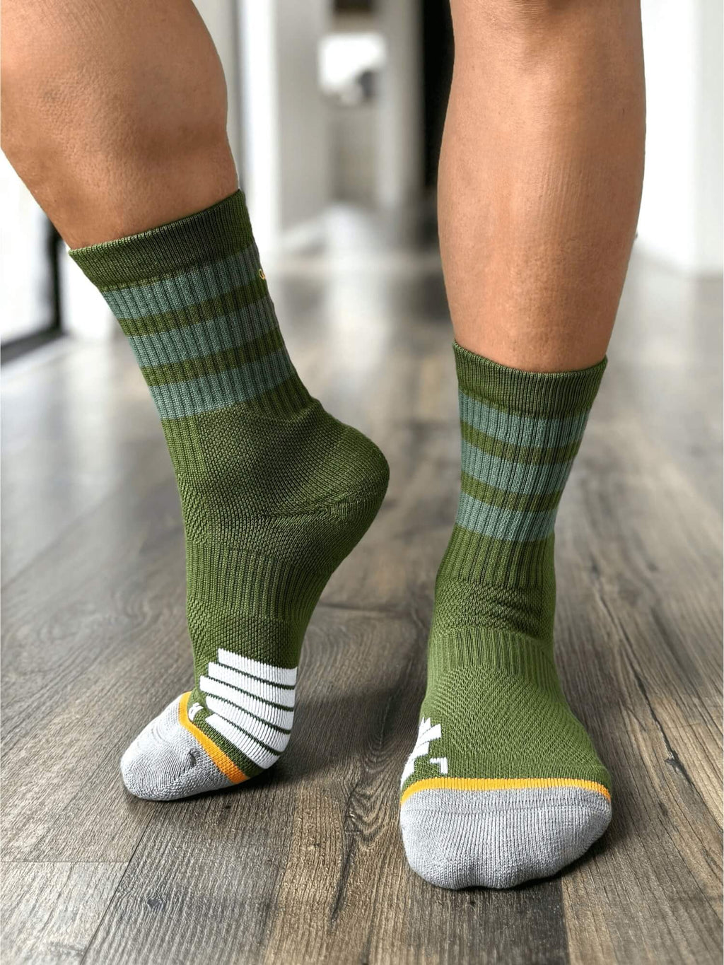 Organic Cotton Ski + Crew Socks Winter Bundle: 5 Pack