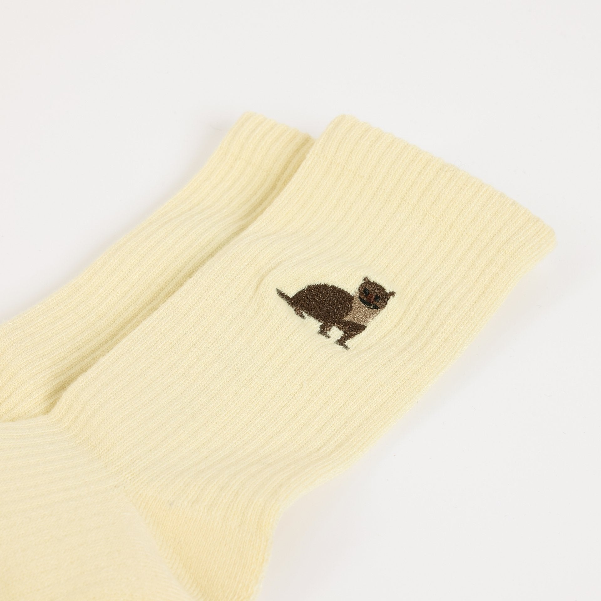 Save the Otter Ribbed Bamboo Socks