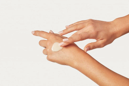 Snowberry YOUTH RENEWING SERUM 30ML