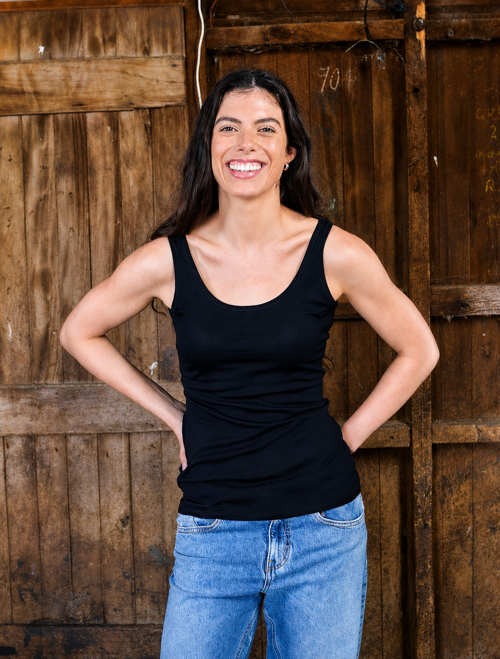 Women's Scoop Neck Tank Top - 100% Merino Wool, Black - BraveBearFit